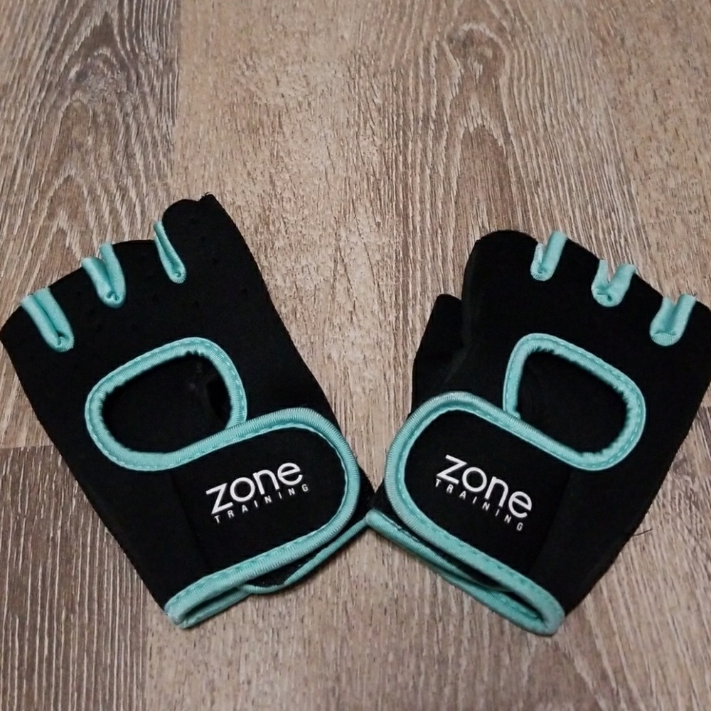 Training gloves